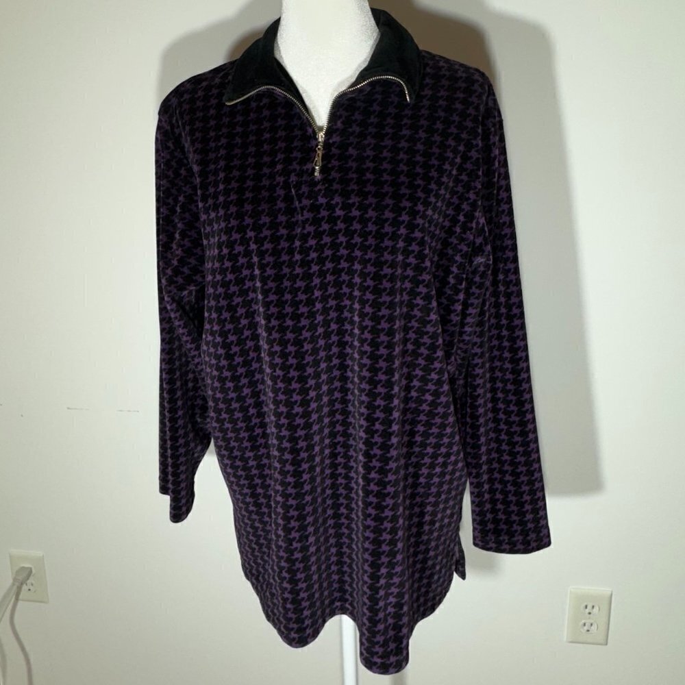 Women's Velour Purple and Black 1/4 Zip Pullover - Size Large - Picture 3 of 12
